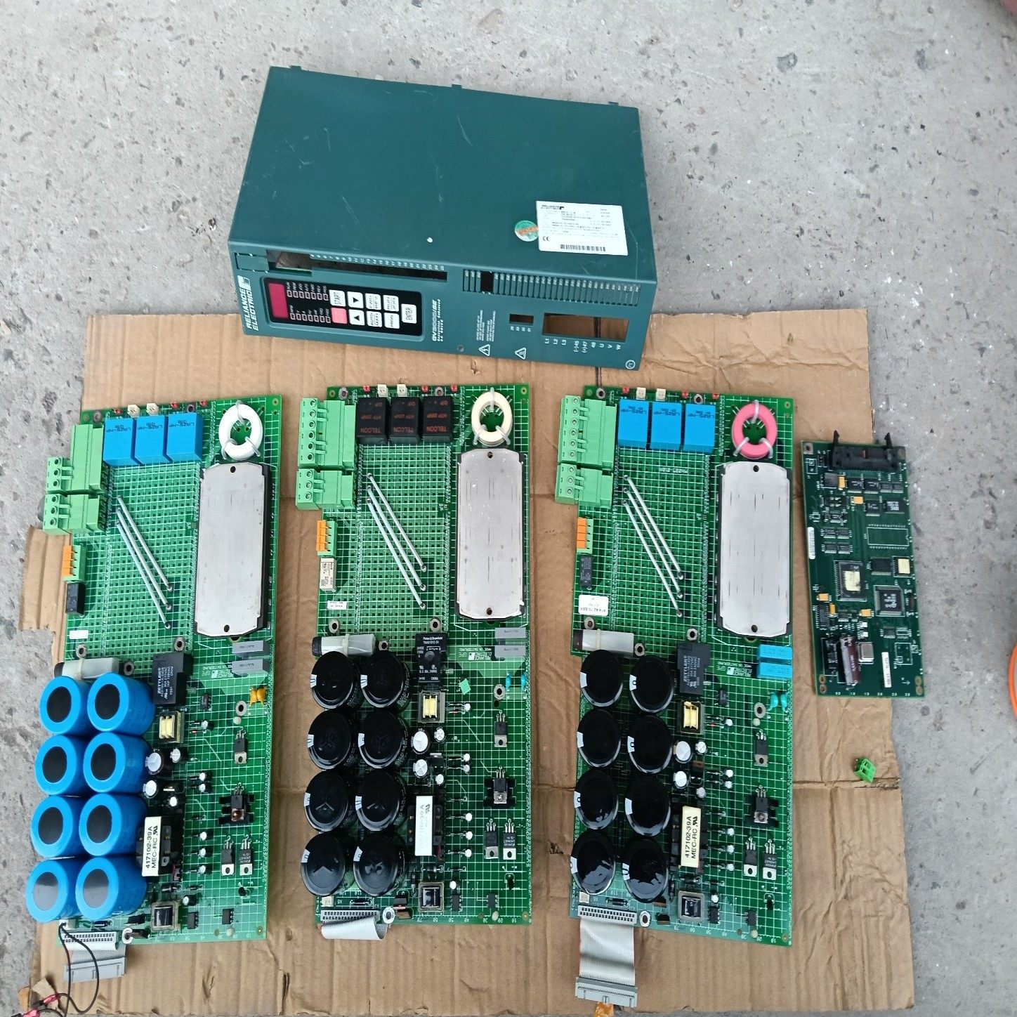 瑞恩变频器，GV3000E-AC015-AA-DBU驱动板主--议价商品