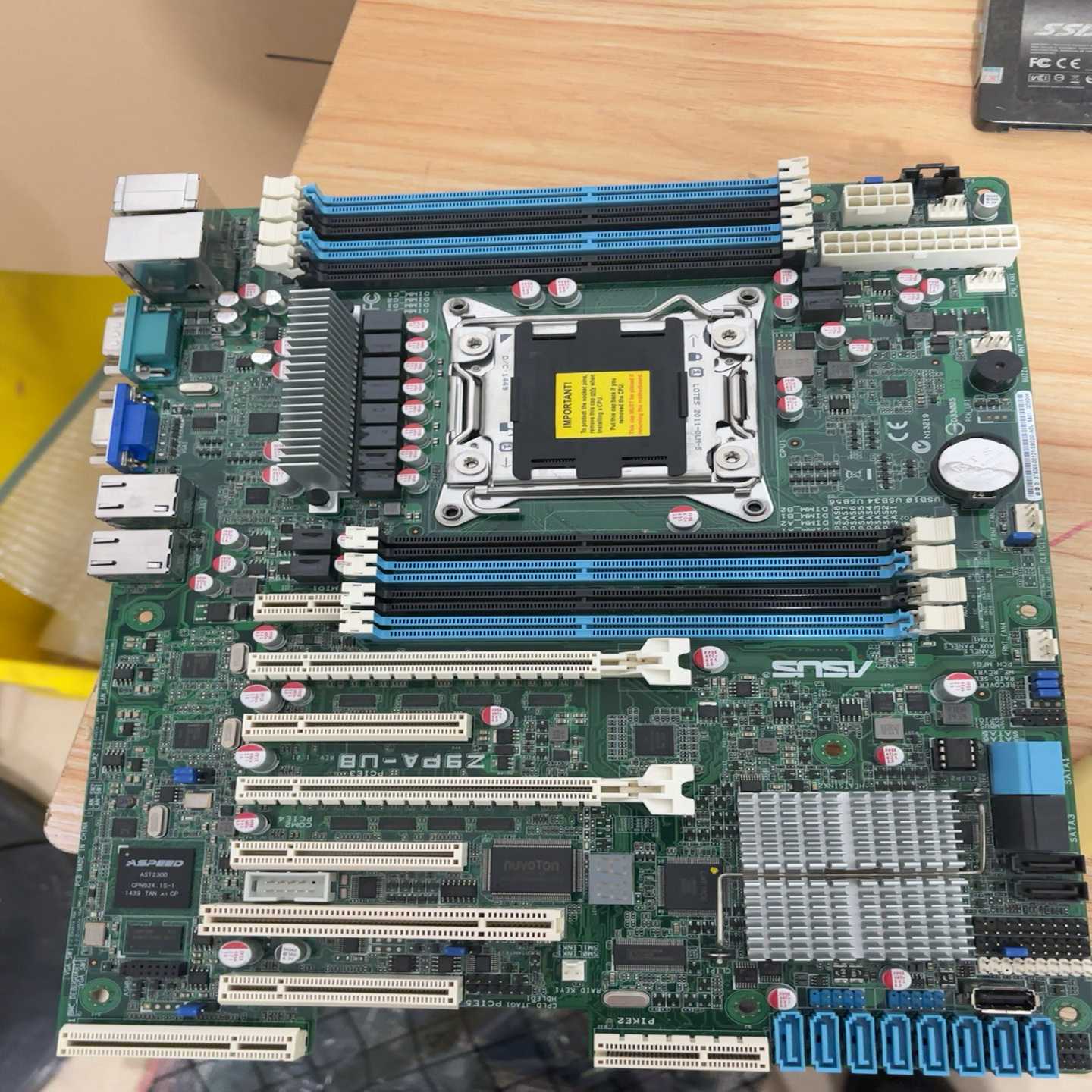 出华硕Z9PA-U8主板，2011针单路服务器主板，支持E5--议价商品