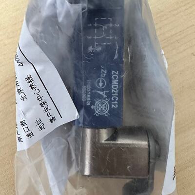 Telemecanique限位开关XCMD2116C12全新--议价商品