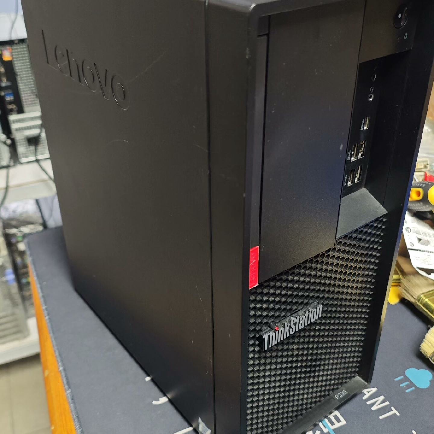 联想P330工作站准系统89代平台支持xeon e2224--议价商品