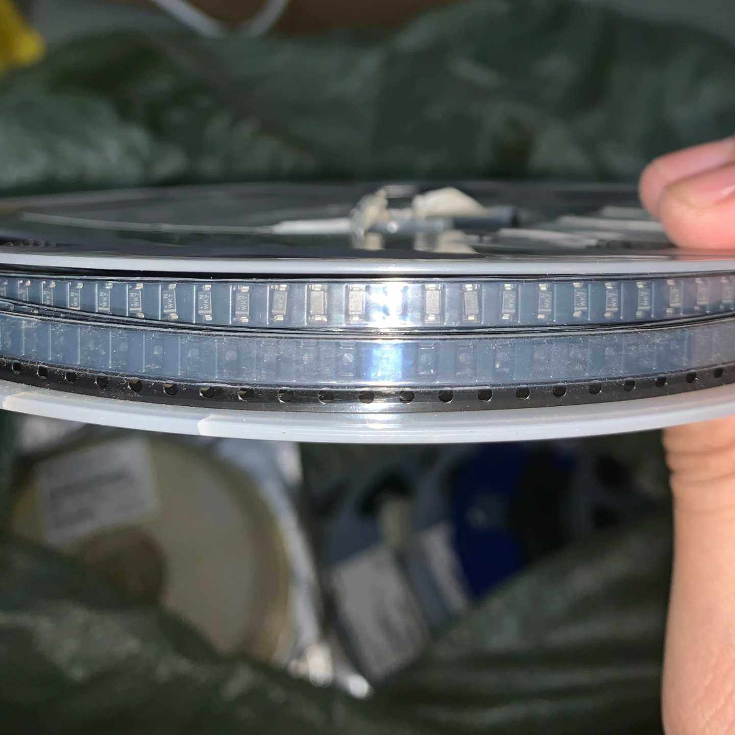 BZT52-C13_R1强茂SOD-123贴片稳压管13V二（零零电子）