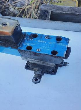VickersDG4V-3-2A-Y-M-U-H7-6024VSolenoidValve