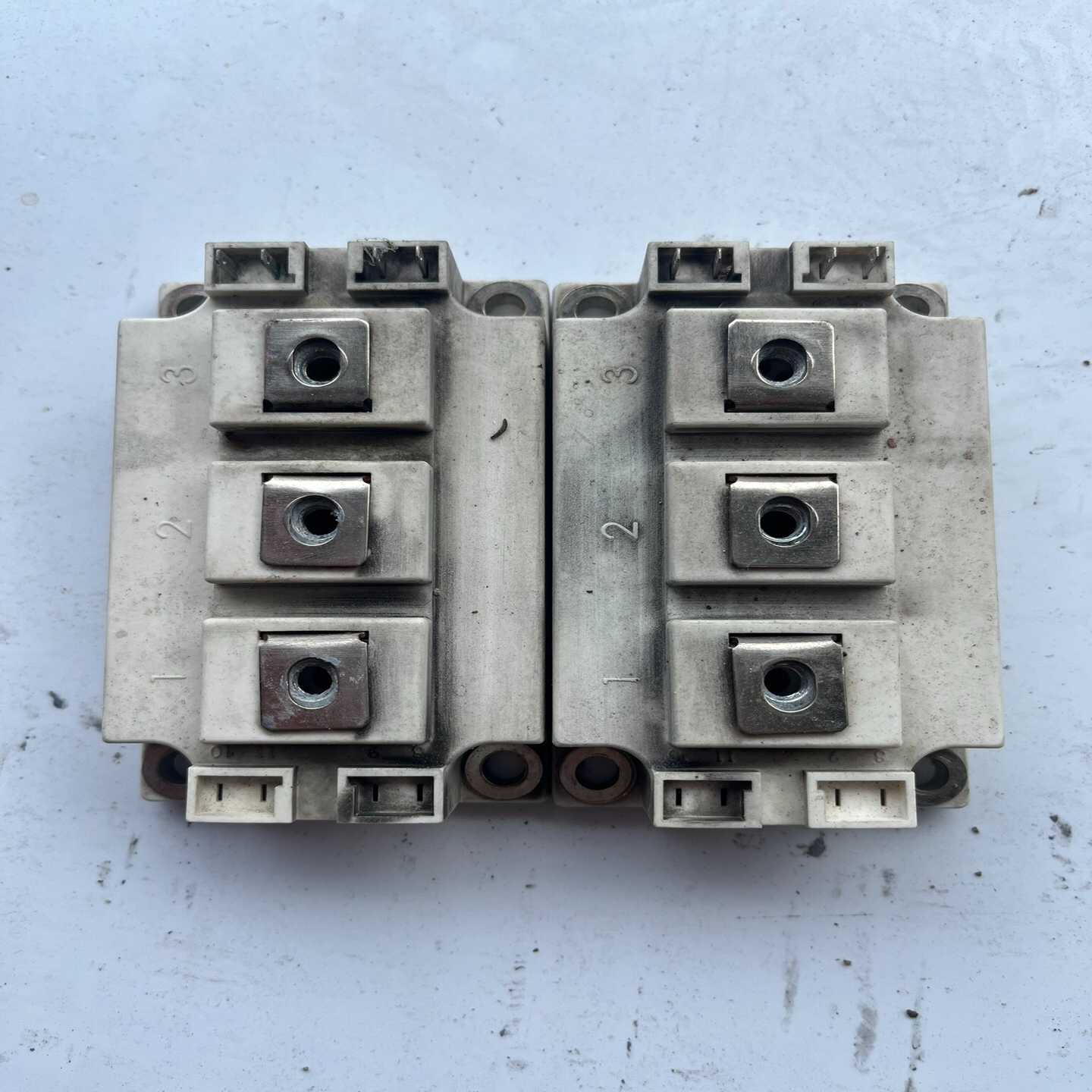 GD300HFX120C2S原字 测试好~询价