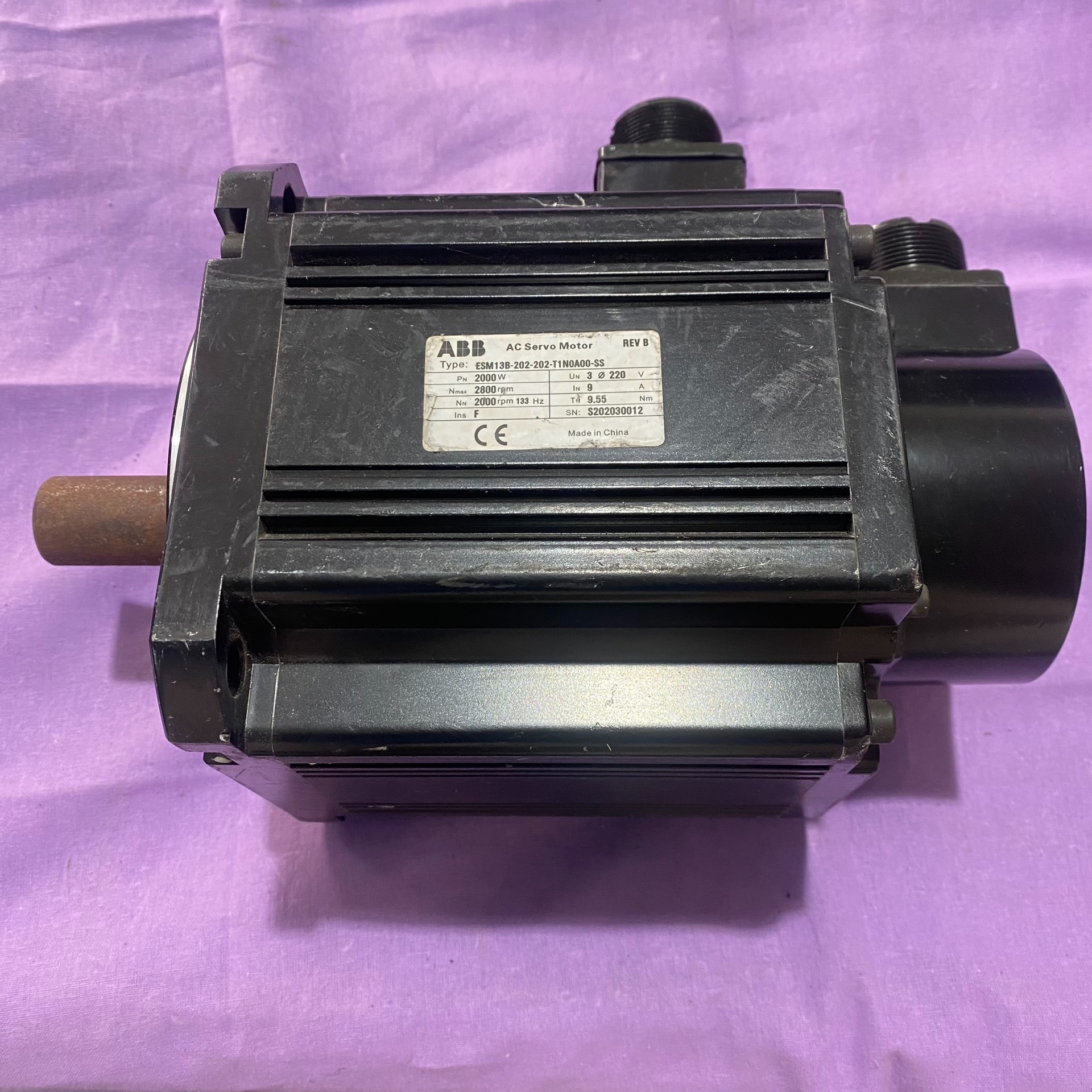 ABB电机ESM13B-202-202-T1N0A00-SS；议价