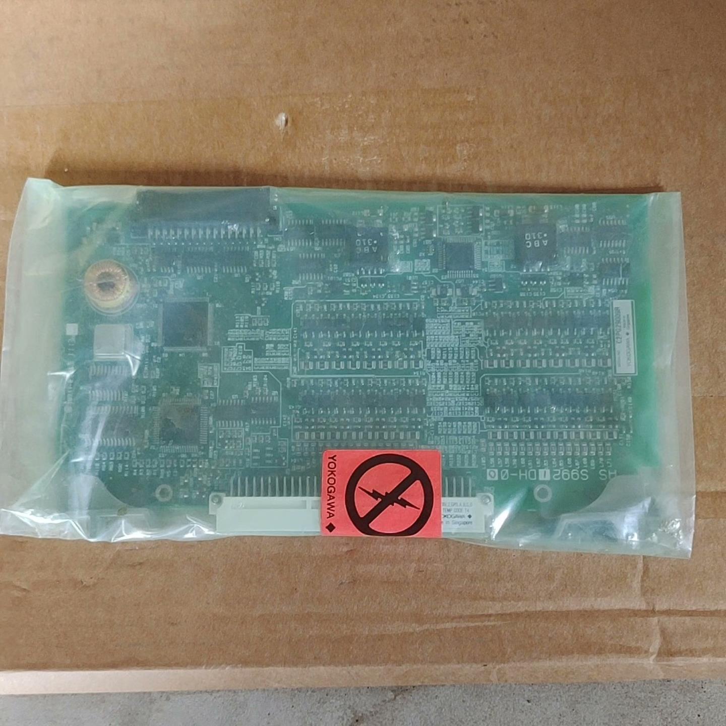 询价~横河DCS卡件ADM12，一个，没有包装，具体型号和成色