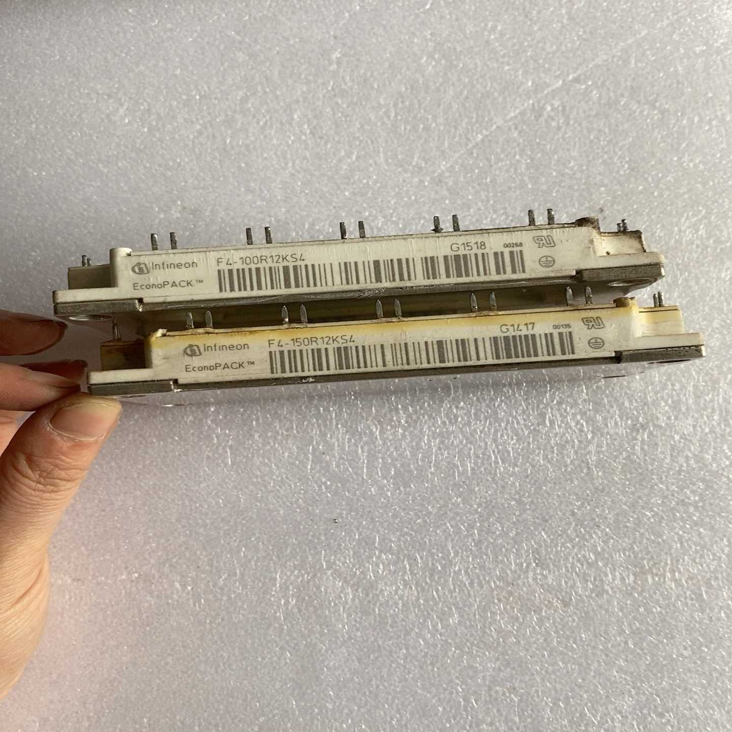 英飞凌 F4-100R12KS4 F4－150R12KS4~询价