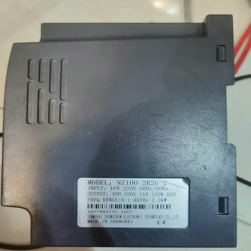 众辰Nz100一2R2G-2变频器。2202.2w功能正常询价