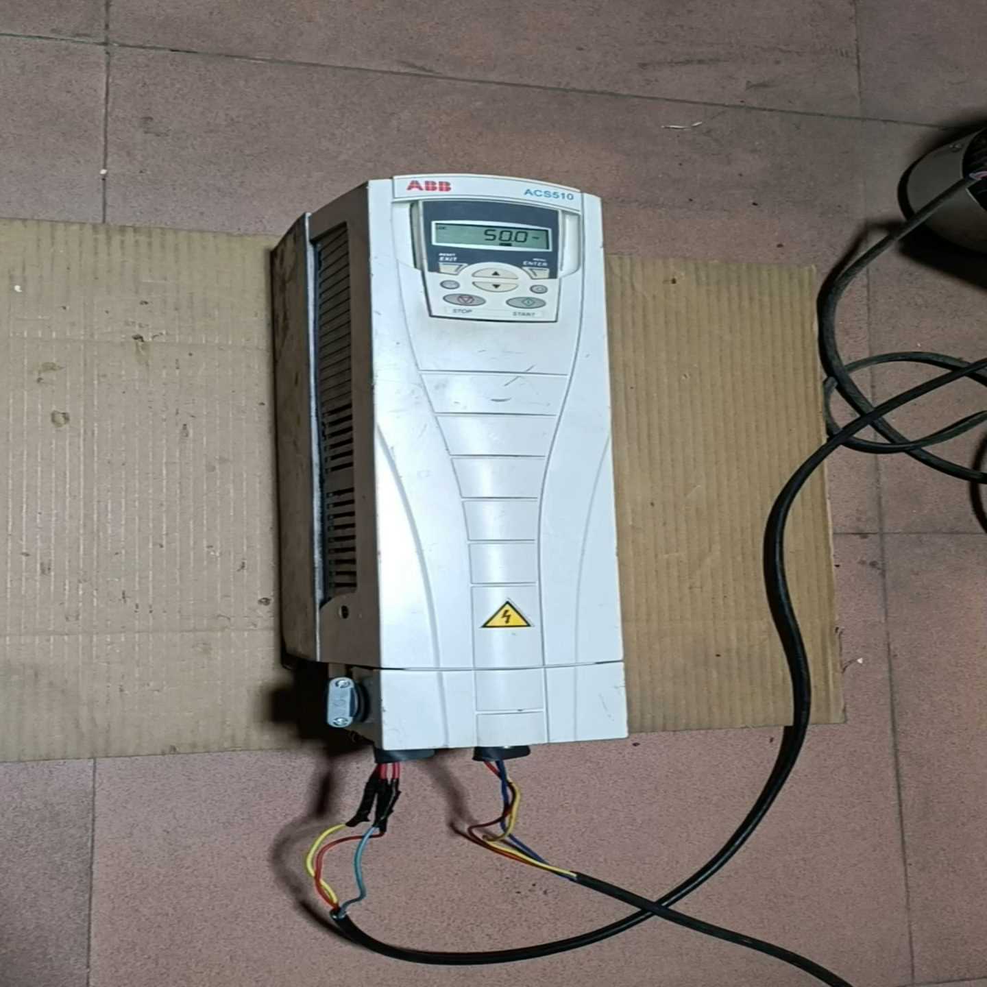 ABB变频器ACS510-01-017A-4 7.5KW（地坛设备）