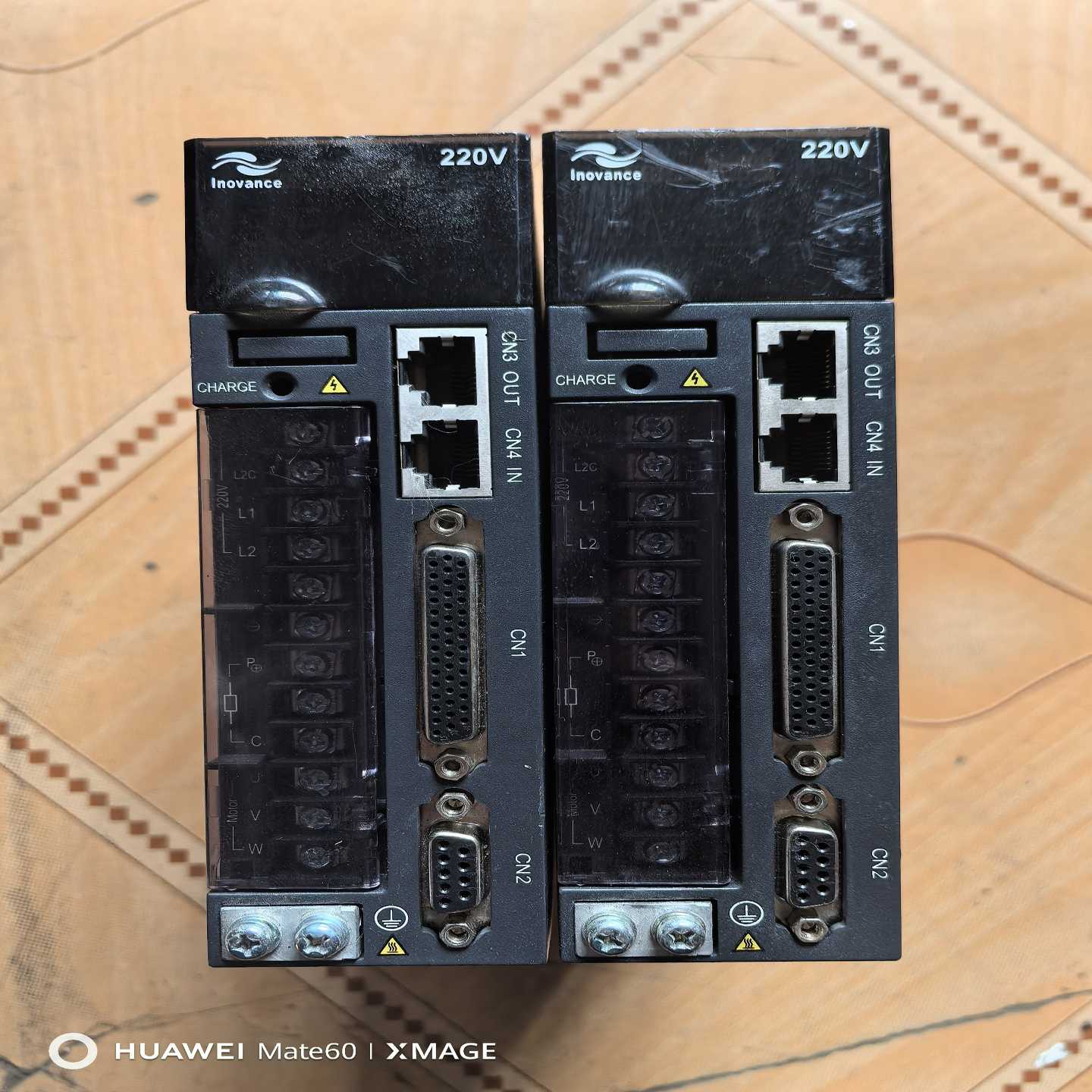 汇川驱动器 IS620NS1R6I  200w 下来 成~议价