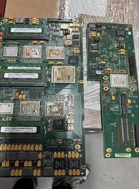 出售两块型号板卡，打包出。图一实拍，有XilinxXC5V--议价商品