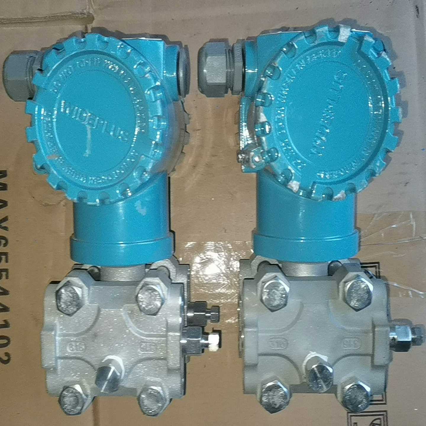 ABB 1SAP240600R0001  实物图片 两个~询价