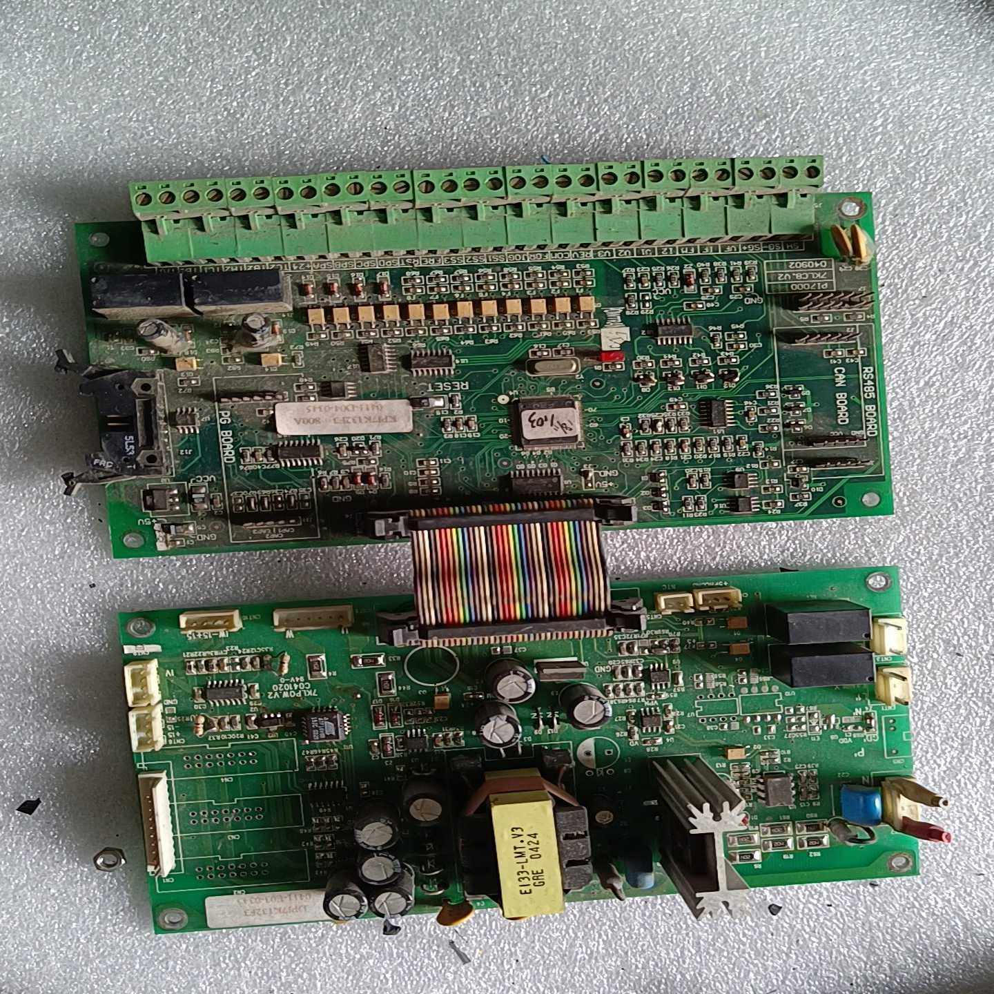 议价普传变频器主板PI7000电源板拆机件成色如图一