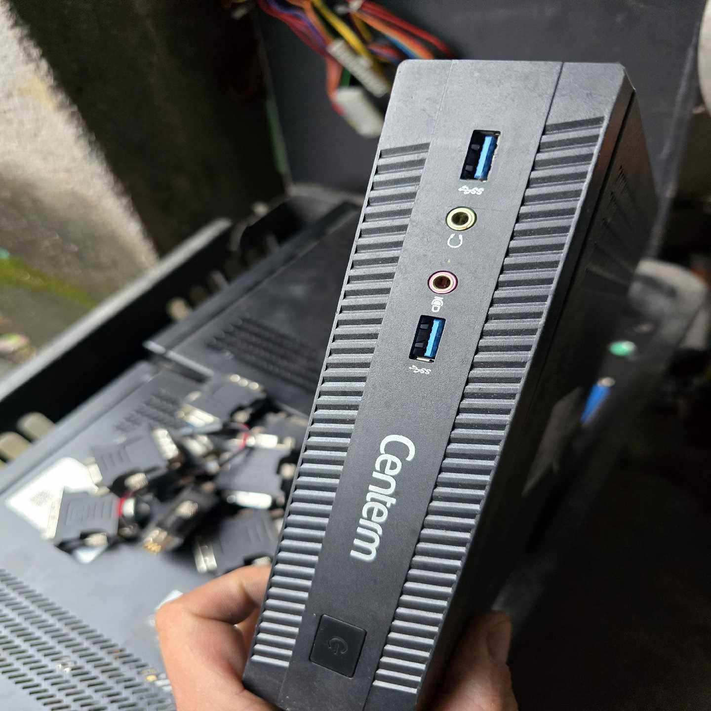 升腾D660小主机，i341704G内存条，无硬盘--议价商品