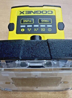 Cognex IS2000M13040125 Insight Camera Sensor 8mm lens Red Li