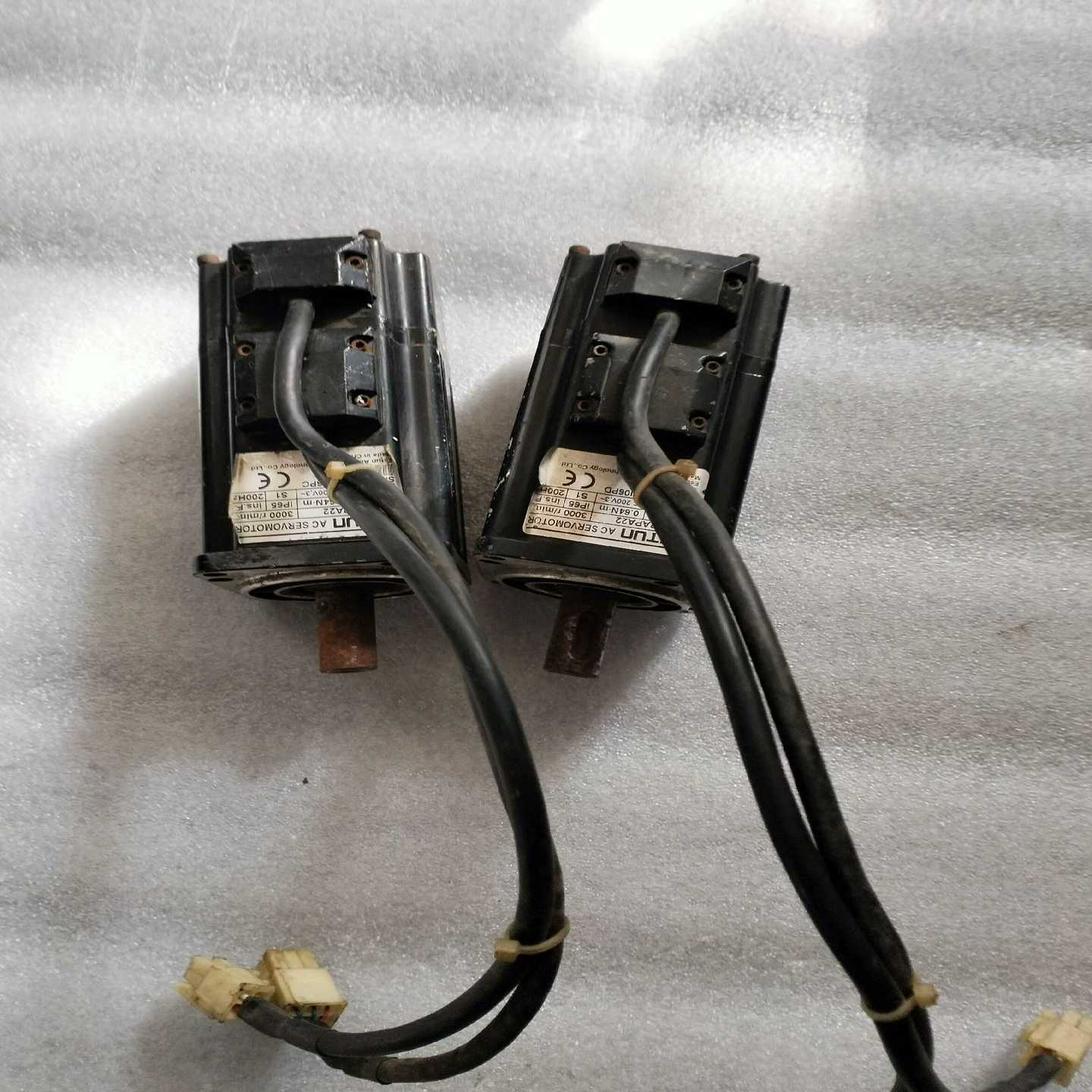 【请询价】ESTUN 埃斯顿200w伺服电机 EMJ-02APA22