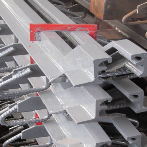 桥梁伸缩缝加工定制D80型F60C40梳齿型钢胶条橡胶支座桥梁伸缩缝