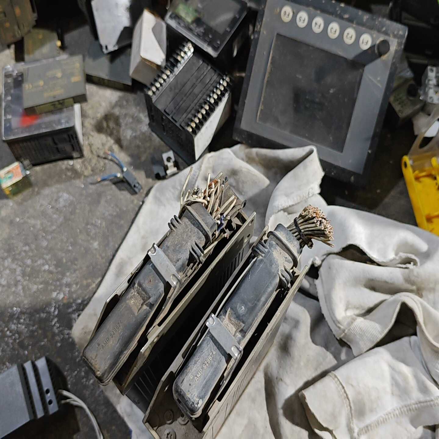 ifm易福门CR0020控制器1500询价