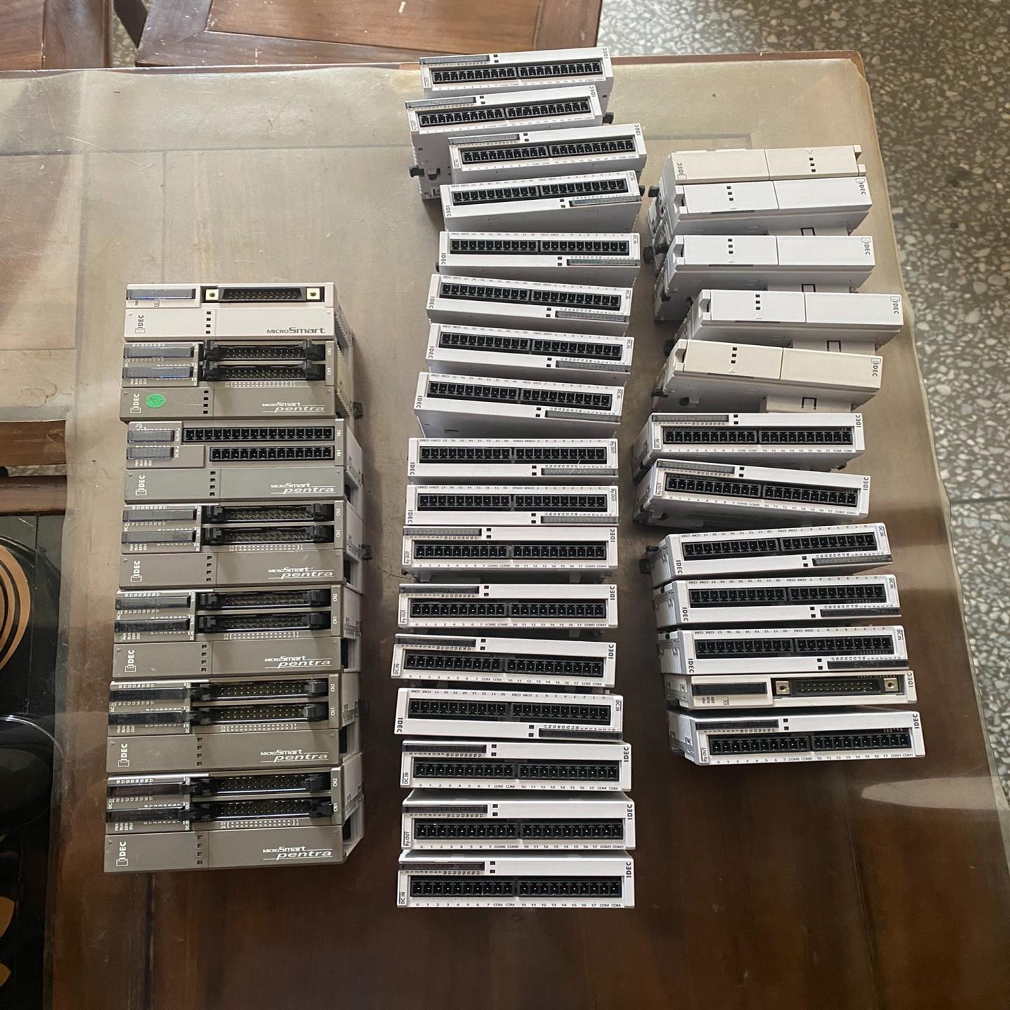 和泉PLC主机FC5A-D16RK1一个FC5A-EX