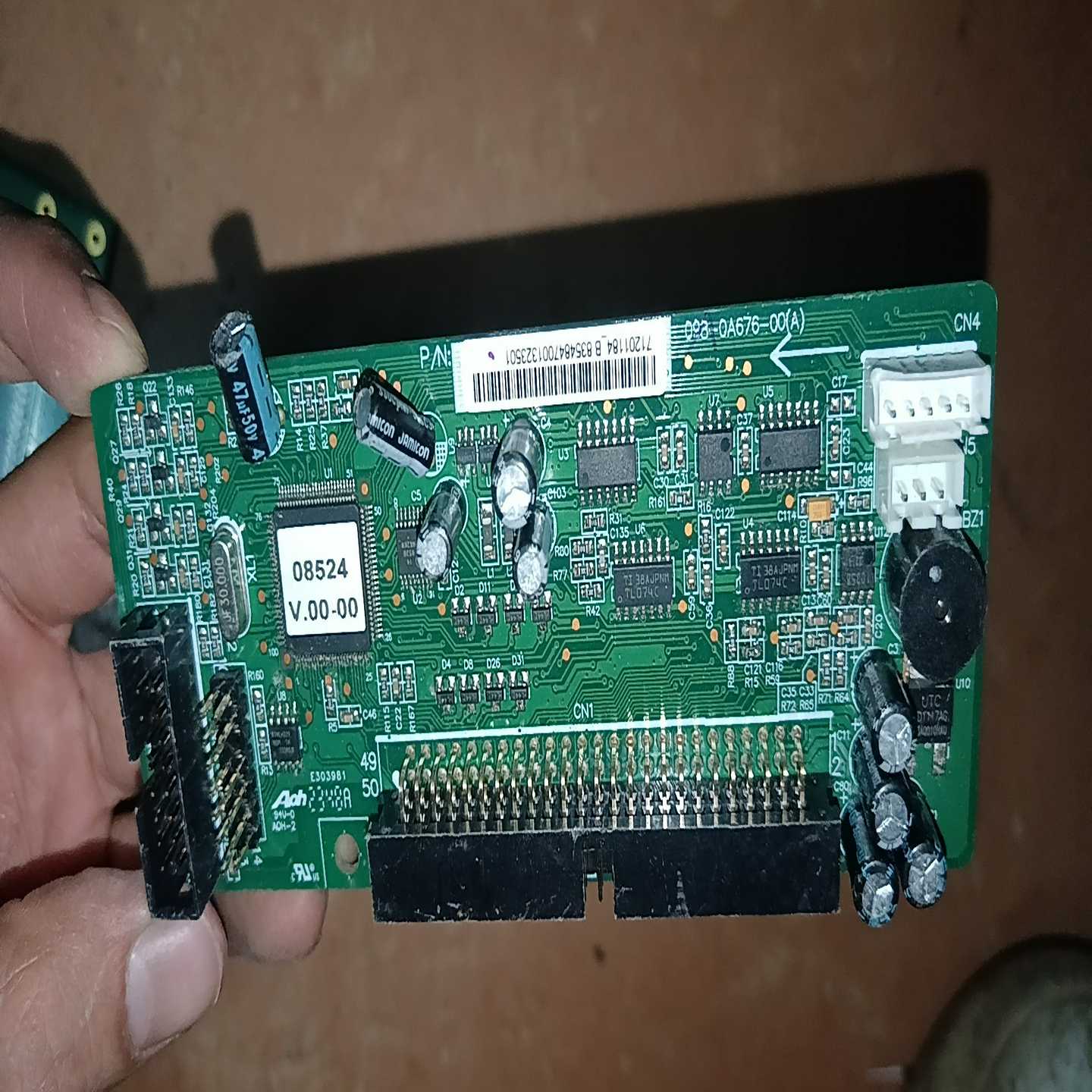 山特3KUPS电源主控板098-OA676-00-议价