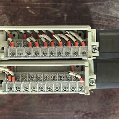PLC模块，TSXDEY16D2，，，议价