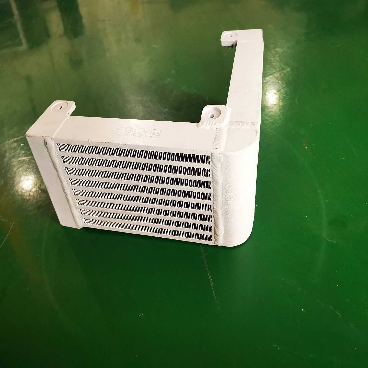 咨询-莱宝SV300B真空泵散热器