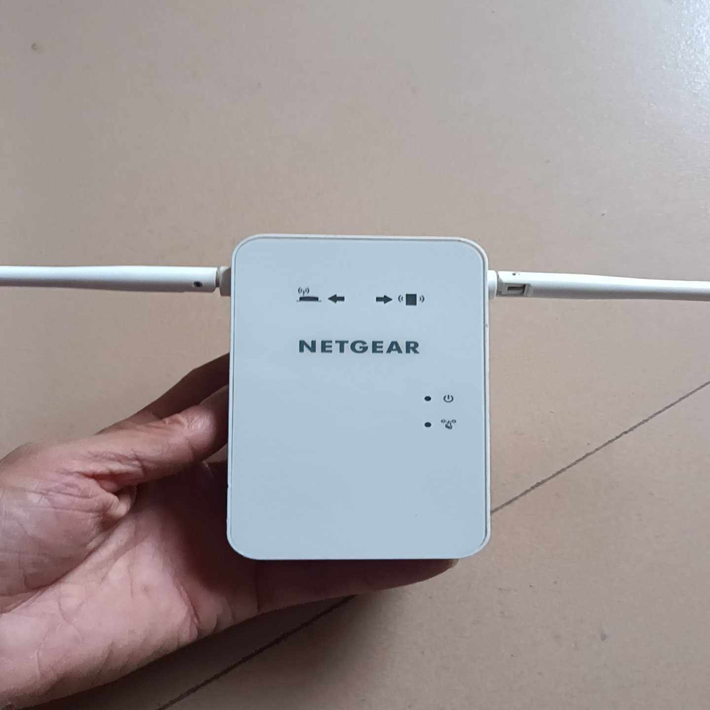NETGEAR网件EX6100V2双频无线扩展器-议价