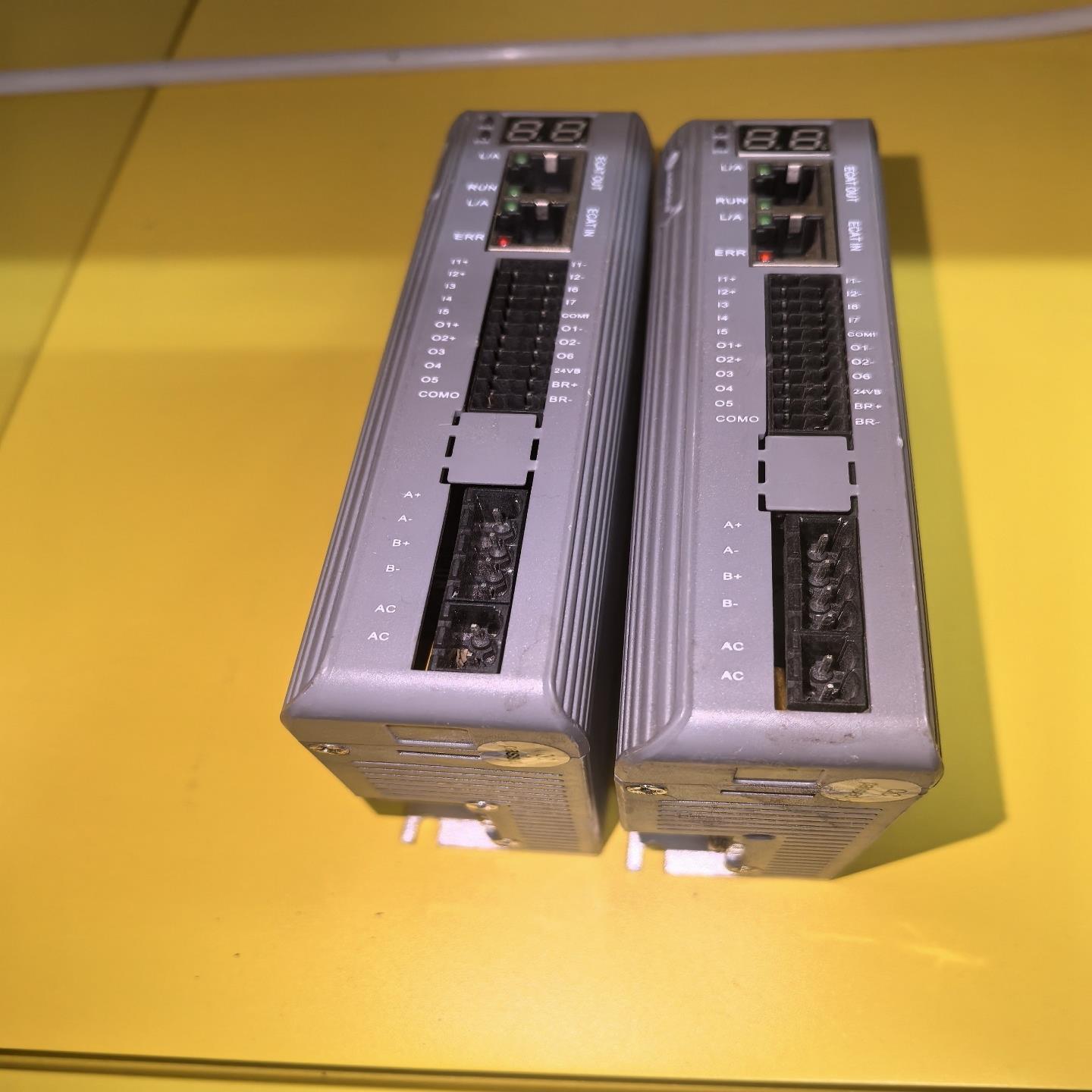 拆机雷塞步进驱动dm3-ec882ac实物图，200包邮--议价商品