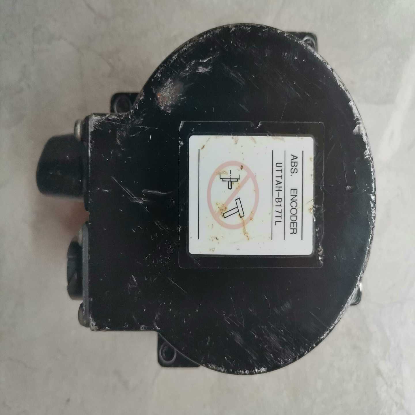 安川机器人电机编码器UTTAH-B17TL【博航商行】