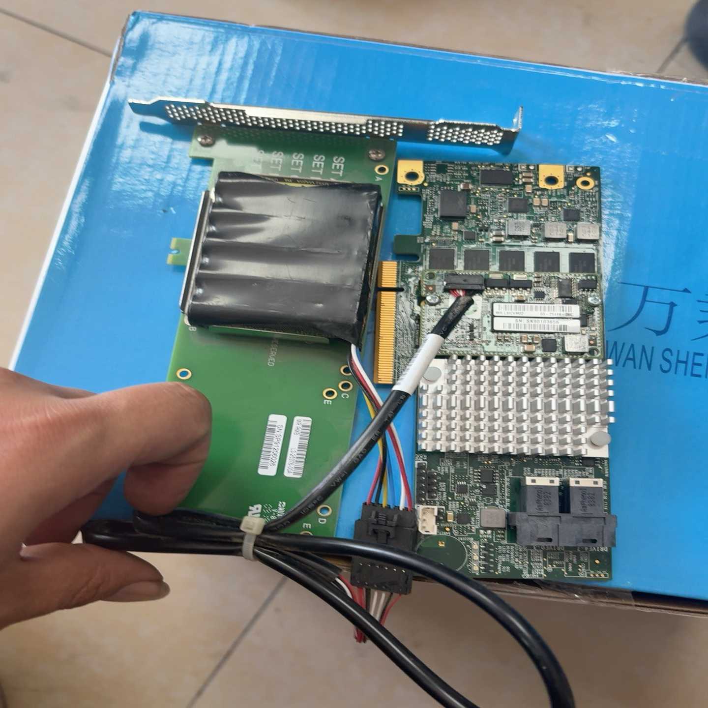 （议价）超微SUPERAOC-S3108L-H8iR-16DD阵列