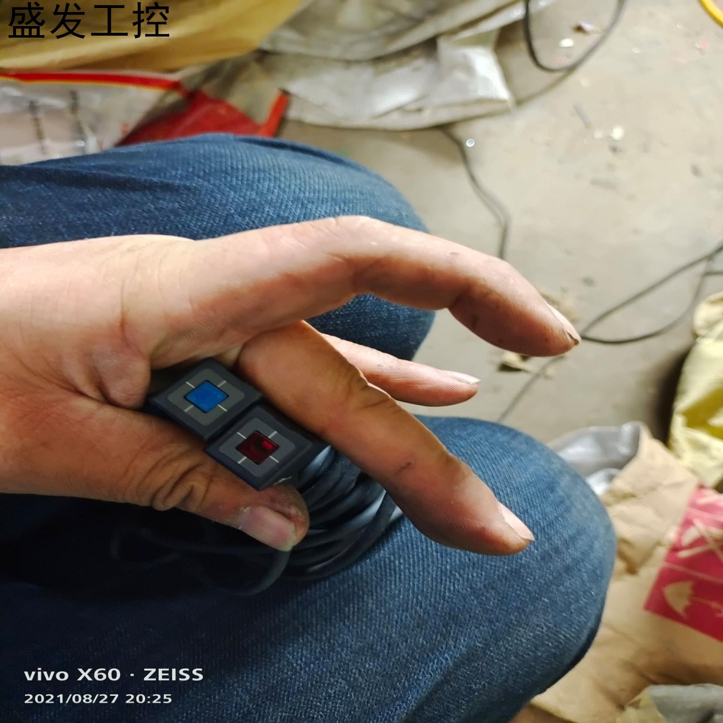 基恩士光电传感器型号LX2-110WT和LX2-110W议价产品