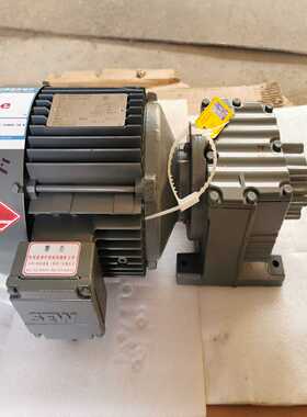 询价德国赛威减速机R27DT90S4速比1:5.60功率