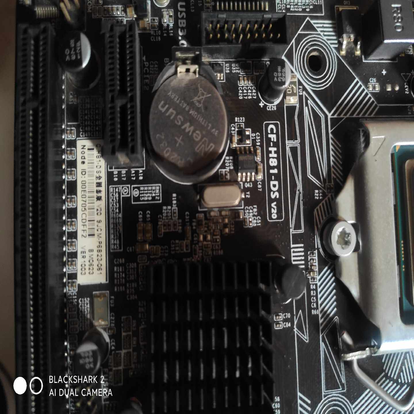 七彩虹H81主板+G1840CPU，图三接口有些锈迹，只包正拍前询价