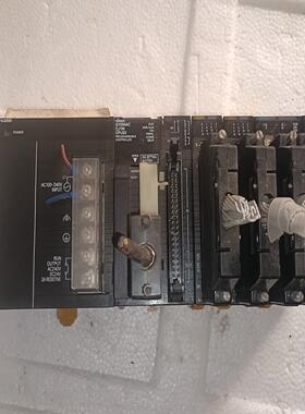 CJ1M-CPU22，带个NC413跟0D231跟lD~询价