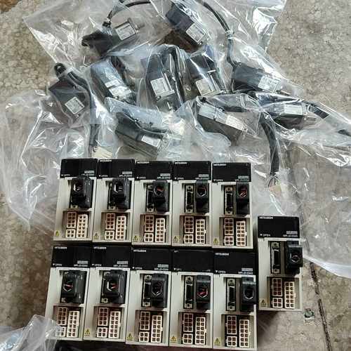 三菱伺服电机套装MR-J2-03A5/HC-AQ0335D原--议价商品