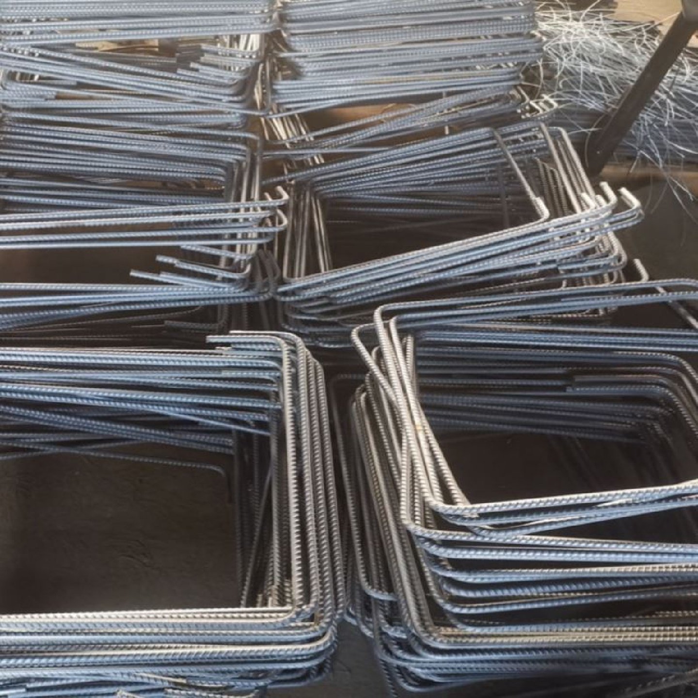 箍筋加工螺纹钢圆钢建筑钢筋折弯焊接滚圆可切割按要求定制632mm