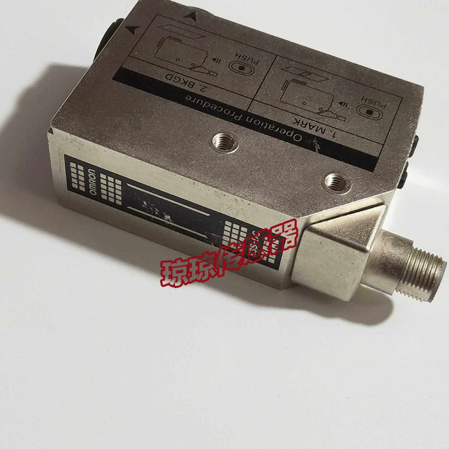 欧姆龙E3S-DCP21-IL2E3S-DCP21-IL3色标光电传感器分辨色彩颜色