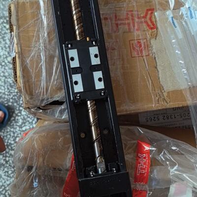 议价THK铸铁SKR模组AHD20725实拍多条多型号