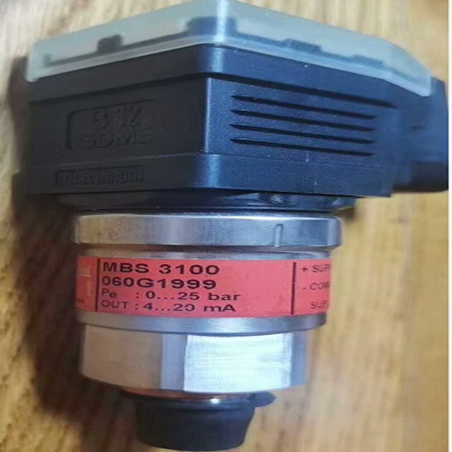 丹佛斯压力传感器MBS3100，订货代码060G1999，议询价