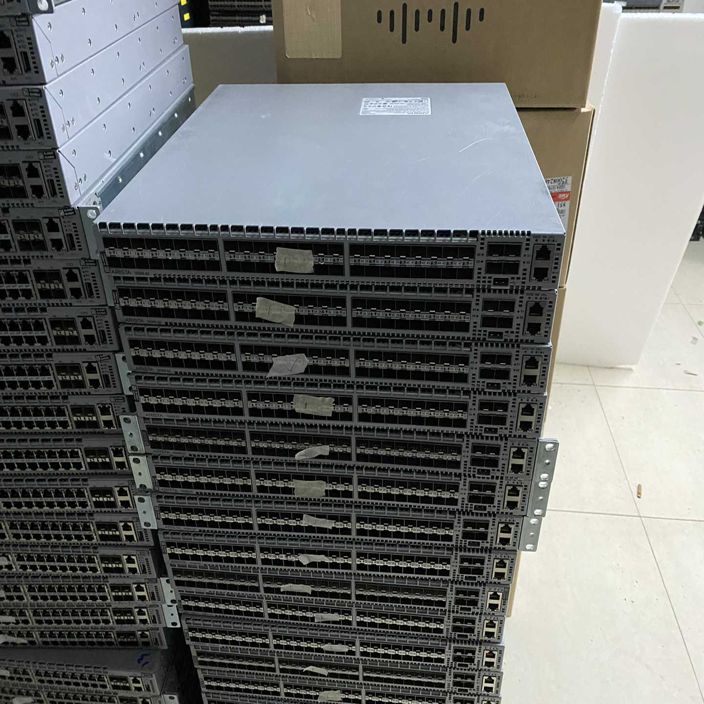 aristaDCS-7050S-5252口10GSFP询价