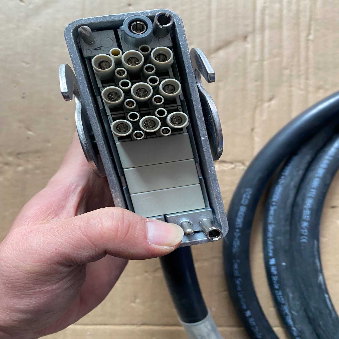 的DCN1-3T-PORT实物图~询价