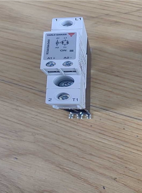 RGC1A60D30KGUS80原装瑞士佳乐CARLOGAVAZZI散热一体固态继电器