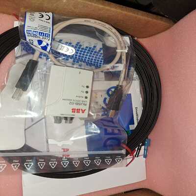 变频器调试工具RUSB-02，仅拆封未使用。现适用