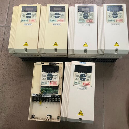 正炫变频器.E1005R53B.5.5KW4台.-议价