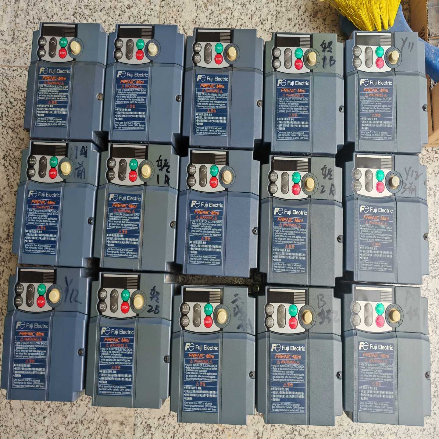 FRN0005C2S-4C变频器，，功能，有