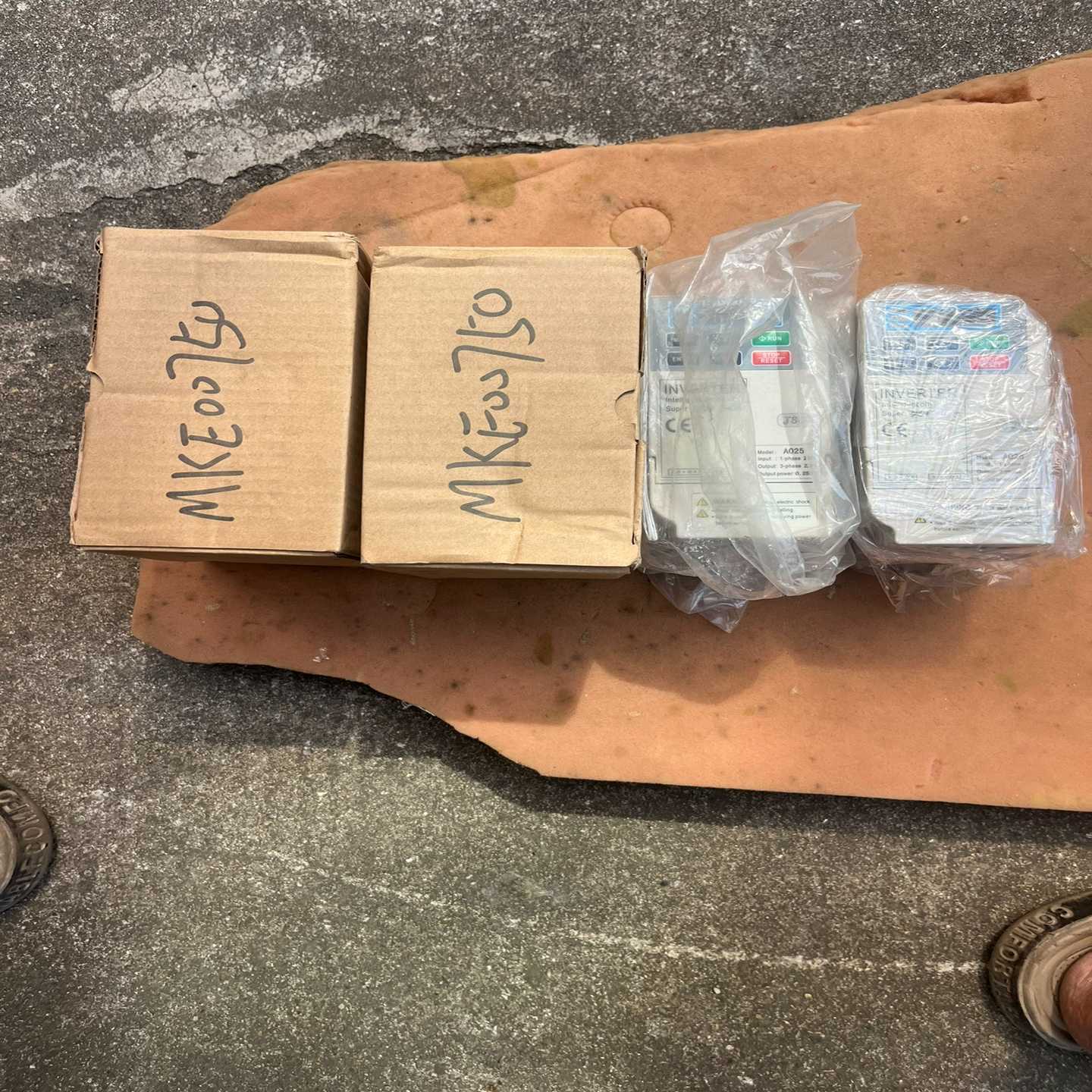 精研JSCC变频器A025，0.25kw，220V，仓库余留--议价商品