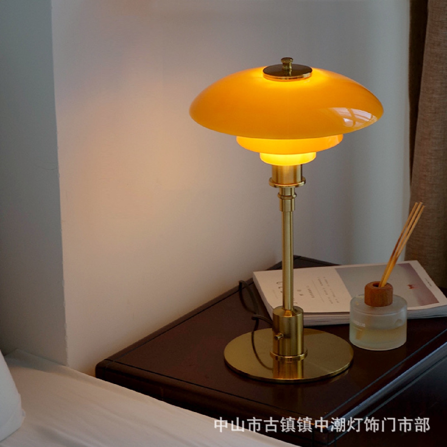 北欧台灯丹麦床头灯Louispoulsen设计师卧室氛围灯具工厂批发