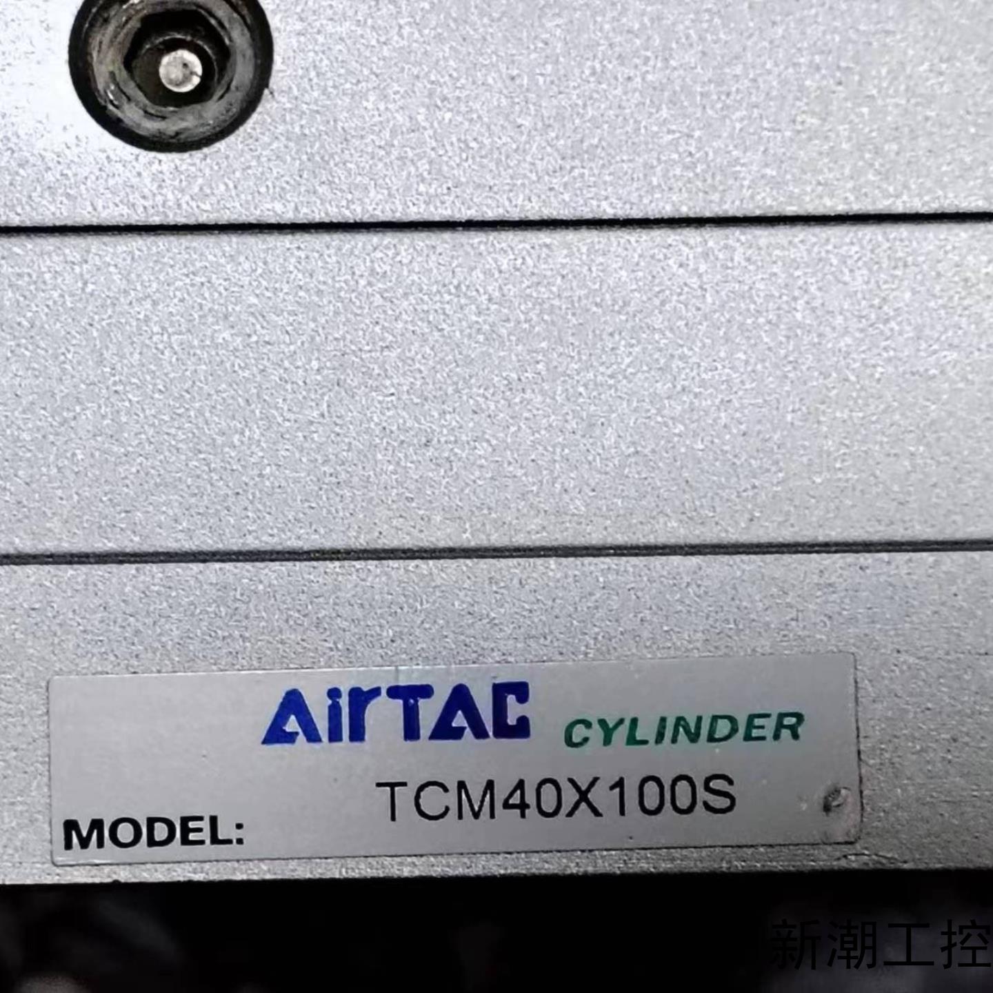 AirTAC亚德客气缸TCM40x100S全新未使用现货还议价商品