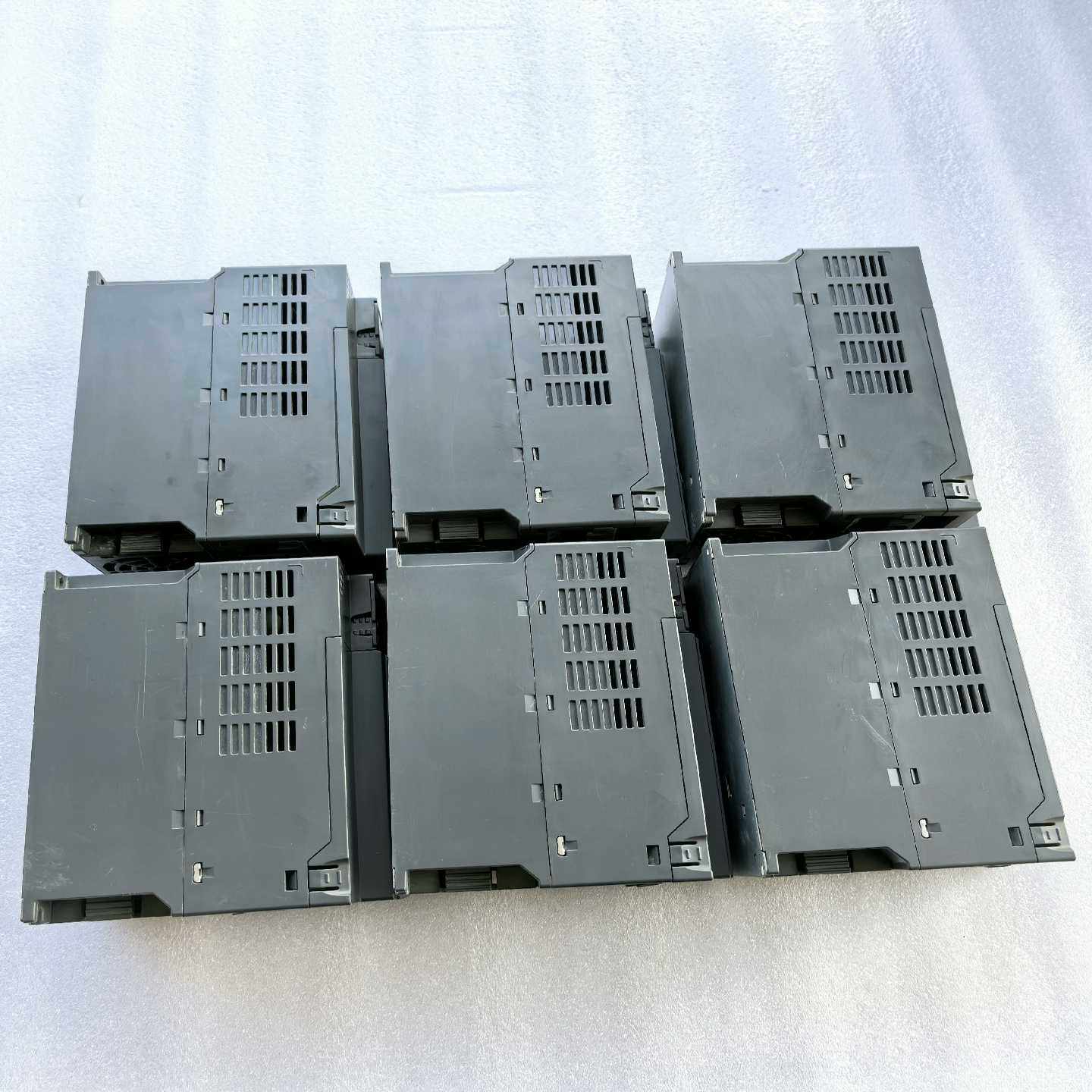 多摩川TS4502N4022E200伺服电机50w询价