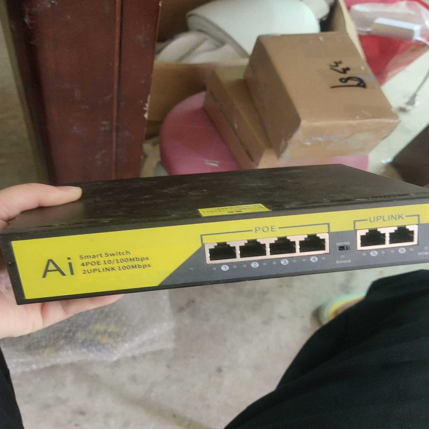 （请询价）Ai，6口POE交换机，型号1006F，正常通电，售出不退