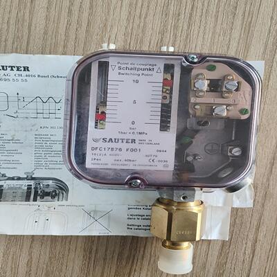 DFC17B76F001压力开关拍前询价